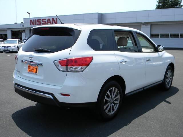 Nissan Pathfinder 2013 photo 3