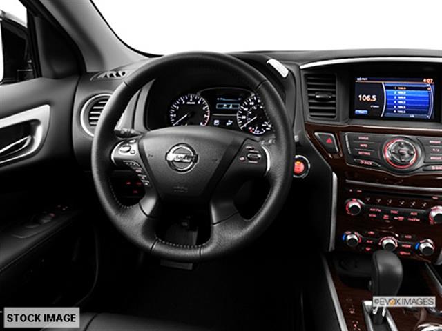 Nissan Pathfinder 2013 photo 8