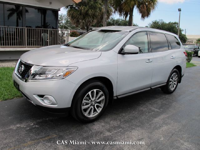 Nissan Pathfinder 2013 photo 4