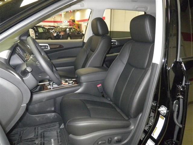 Nissan Pathfinder Crewcab XLT Offrd 4X4 SUV