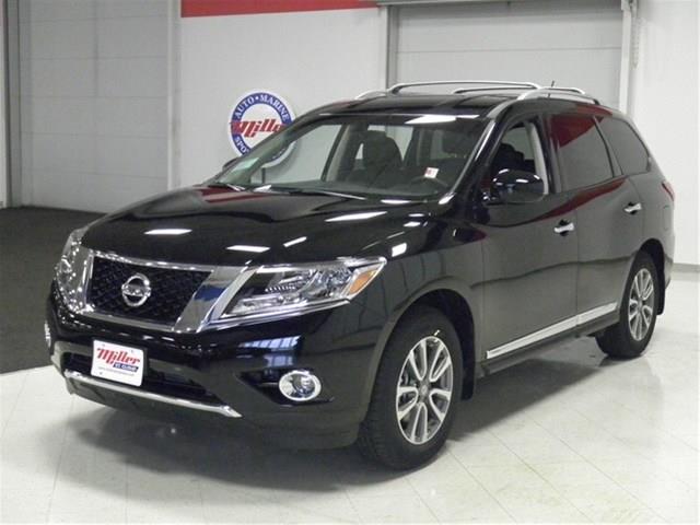 Nissan Pathfinder 2013 photo 1
