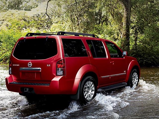 Nissan Pathfinder 2013 photo 2