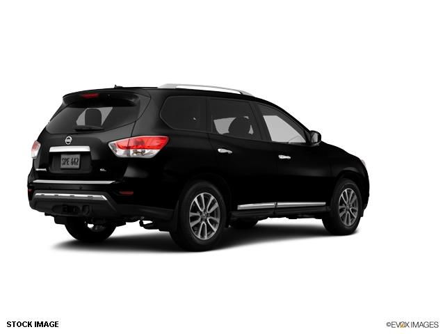 Nissan Pathfinder 2014 photo 3