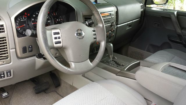 Nissan Pathfinder Armada 2004 photo 5