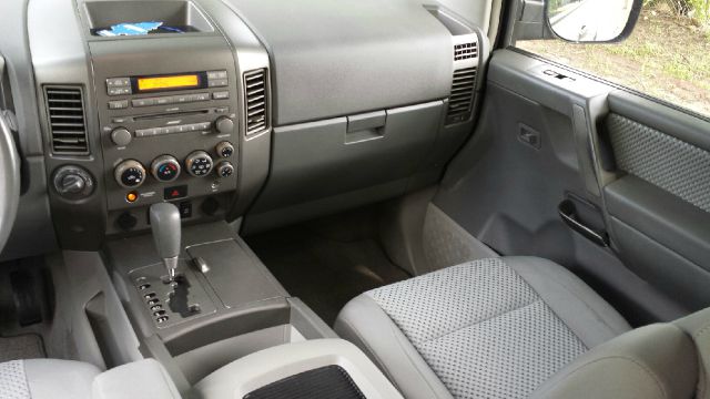 Nissan Pathfinder Armada 2004 photo 6