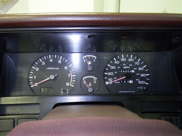 Nissan Pickup 1993 photo 7
