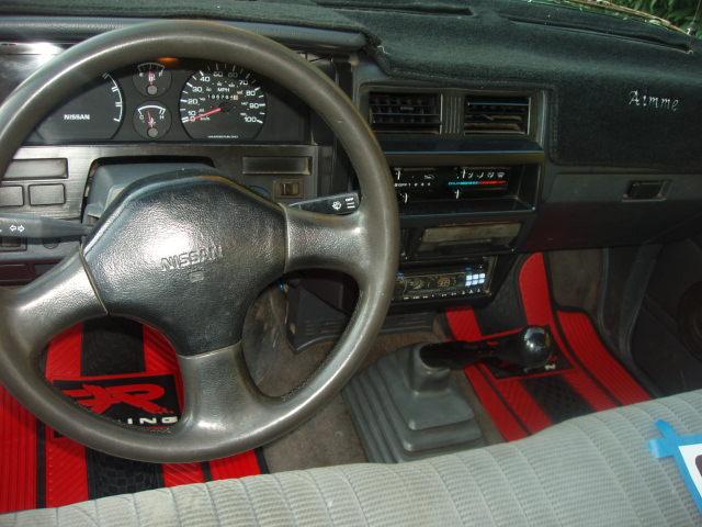 Nissan Pickup 1993 photo 5