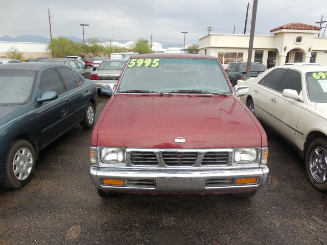 Nissan Pickup Unknown Pickup Truck