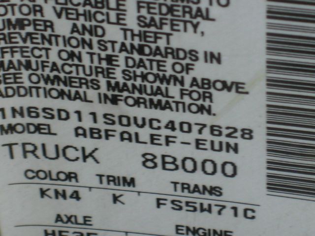 Nissan Pickup 1997 photo 2