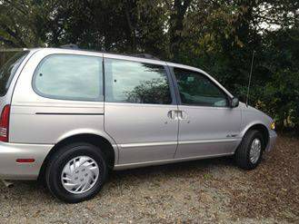 Nissan Quest 1996 photo 1