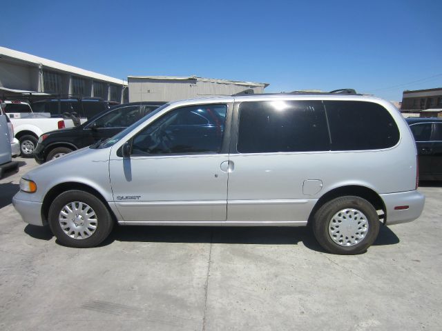 Nissan Quest 1998 photo 4