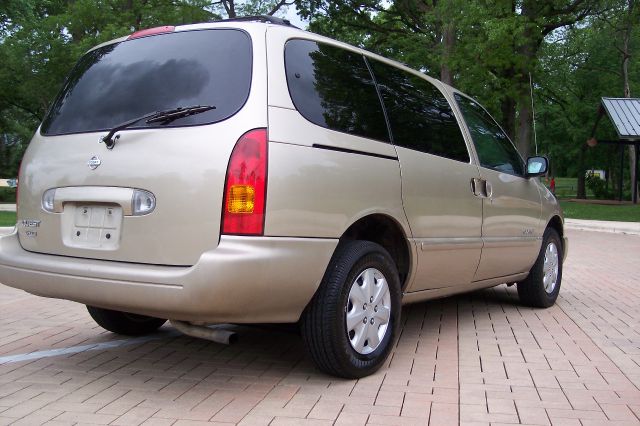 Nissan Quest 1999 photo 16