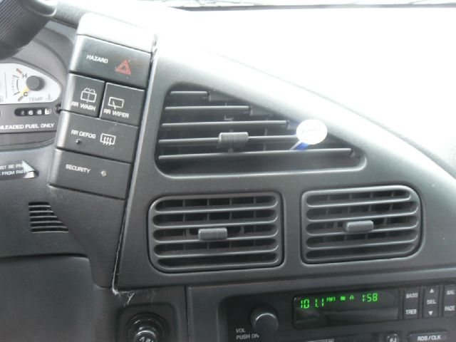 Nissan Quest 1999 photo 2