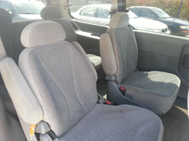 Nissan Quest 2000 photo 2