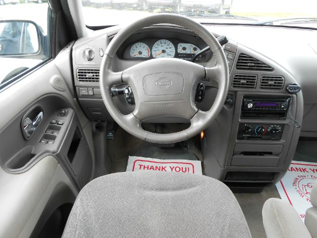 Nissan Quest 2000 photo 1