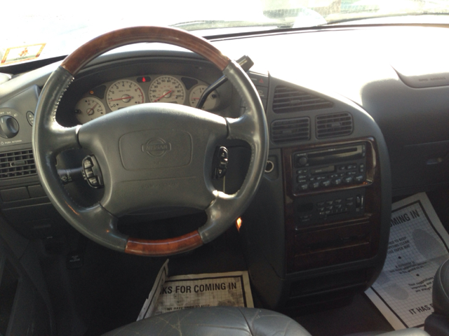 Nissan Quest 2001 photo 4