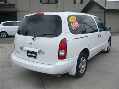 Nissan Quest Gl450 4X4 MiniVan