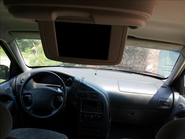 Nissan Quest 2001 photo 1