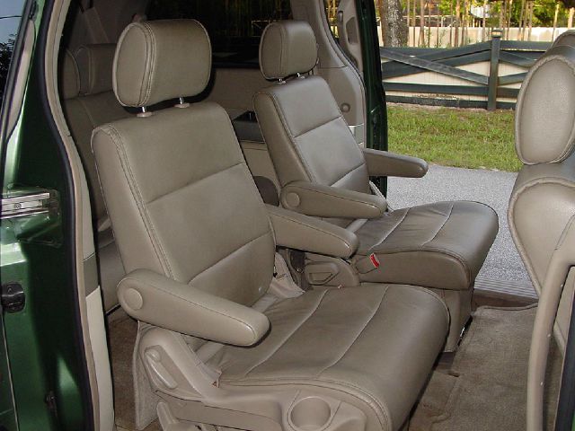 Nissan Quest 2004 photo 1