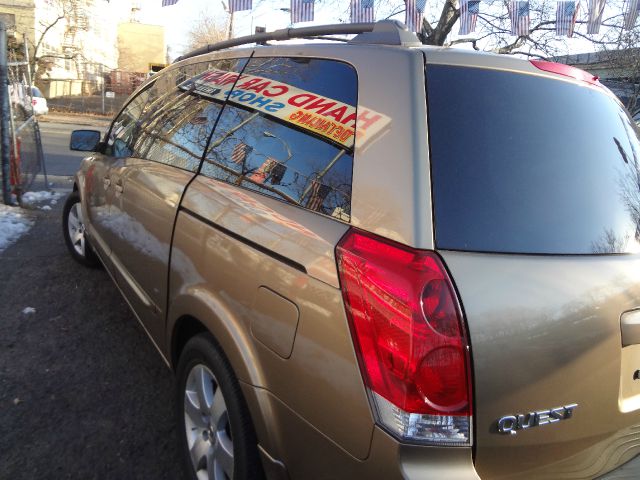 Nissan Quest 2004 photo 1
