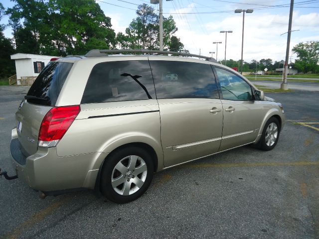 Nissan Quest 2004 photo 2