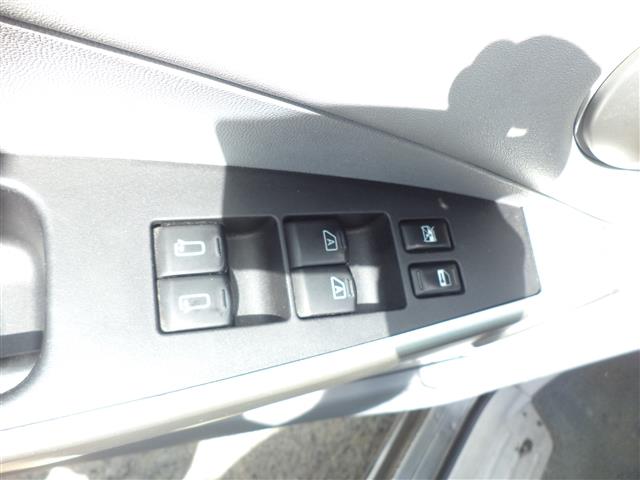 Nissan Quest 2004 photo 2