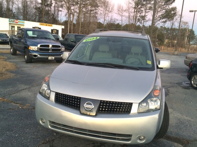 Nissan Quest 2004 photo 2