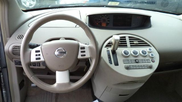 Nissan Quest 4dr Sdn V8 CXL MiniVan