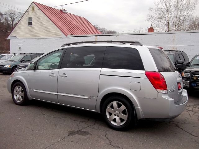 Nissan Quest 2004 photo 2
