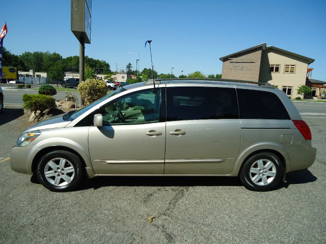 Nissan Quest 2004 photo 1