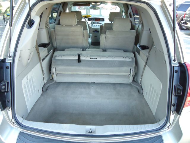 Nissan Quest 2004 photo 4