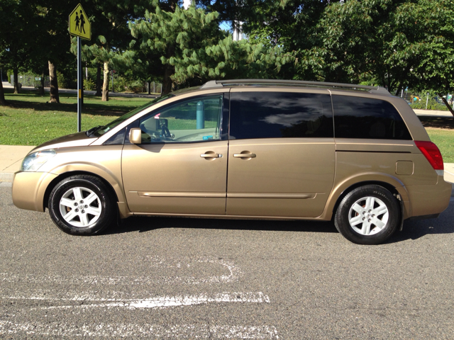 Nissan Quest 2004 photo 2