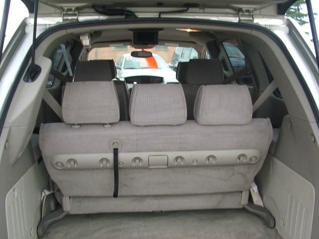Nissan Quest 2004 photo 5