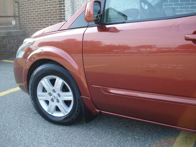 Nissan Quest 2004 photo 3