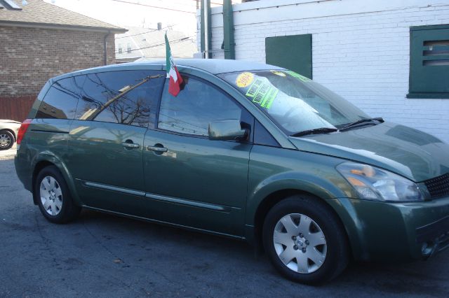 Nissan Quest 2004 photo 2