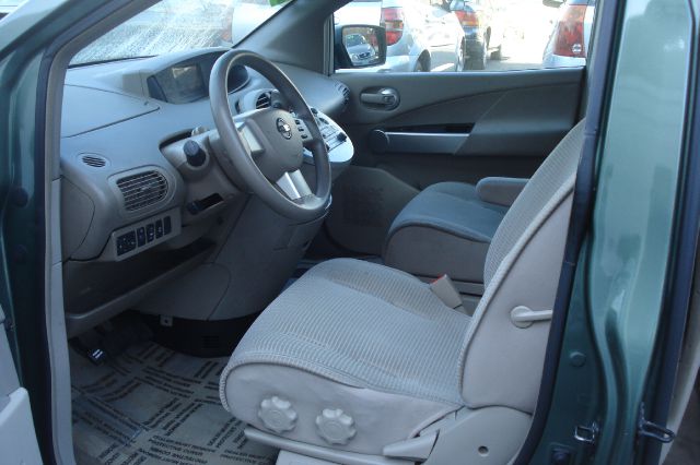 Nissan Quest 2004 photo 3