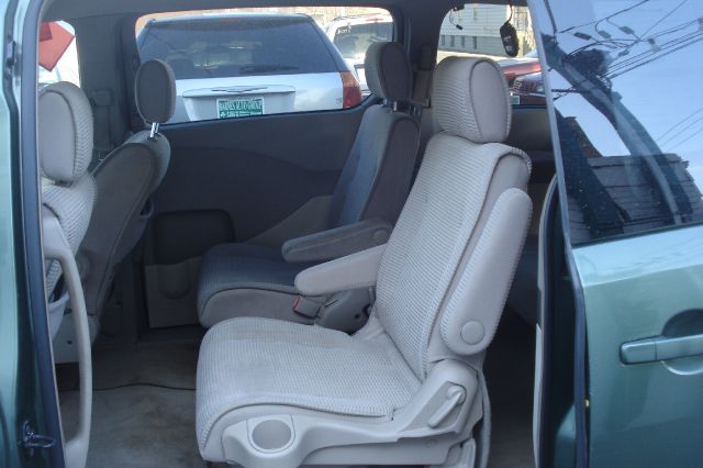 Nissan Quest 2004 photo 4