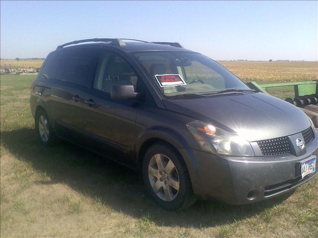 Nissan Quest 2004 photo 2