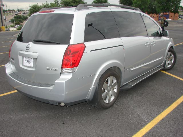 Nissan Quest 2004 photo 1