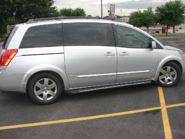 Nissan Quest 2004 photo 4