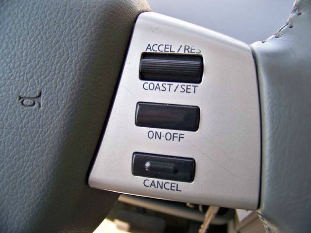 Nissan Quest 2004 photo 1