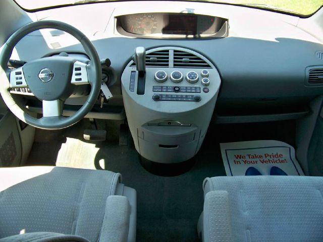 Nissan Quest 2004 photo 22
