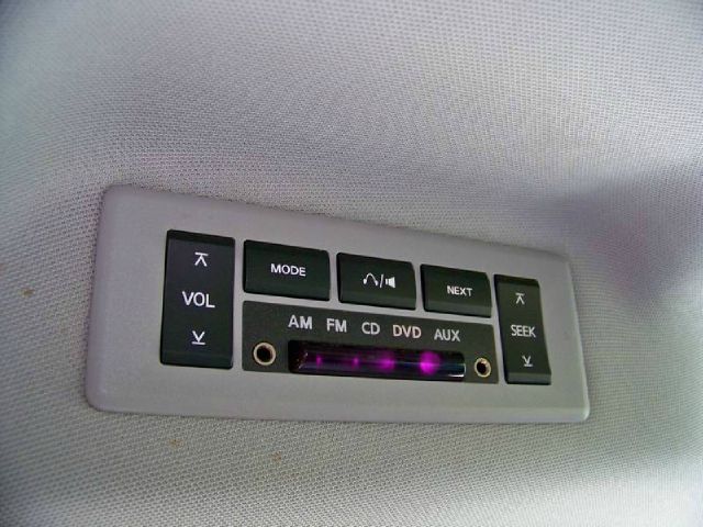 Nissan Quest 2004 photo 23