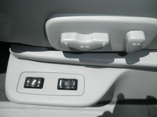 Nissan Quest 2004 photo 6