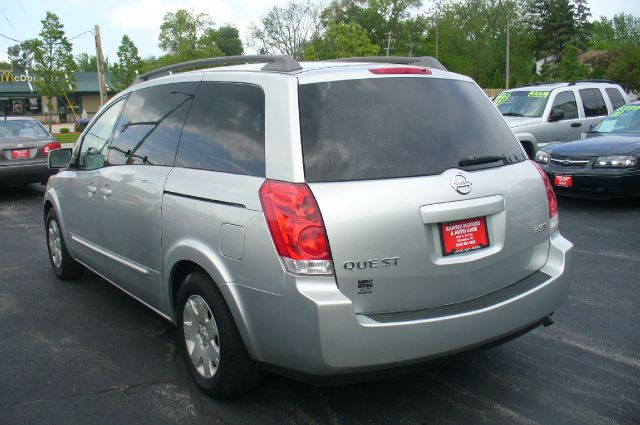 Nissan Quest 2004 photo 2