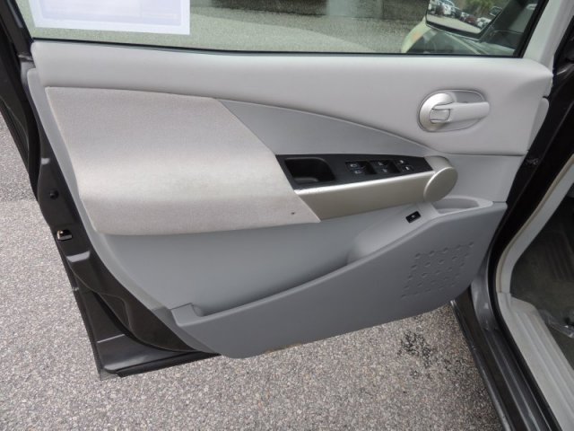 Nissan Quest 2004 photo 4