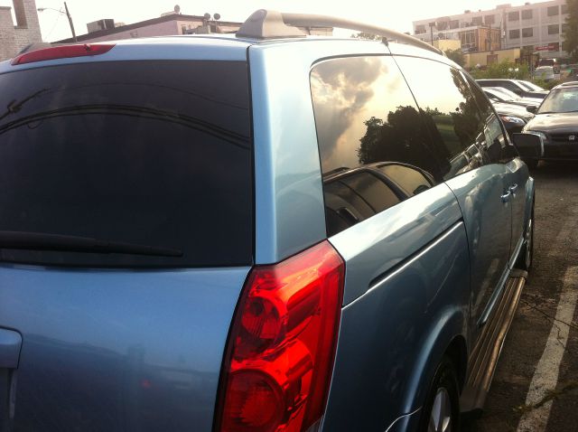 Nissan Quest 2004 photo 2