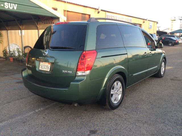 Nissan Quest 2004 photo 1