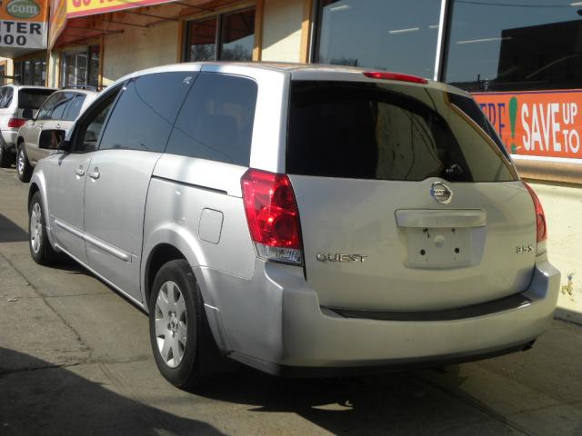 Nissan Quest 2004 photo 1