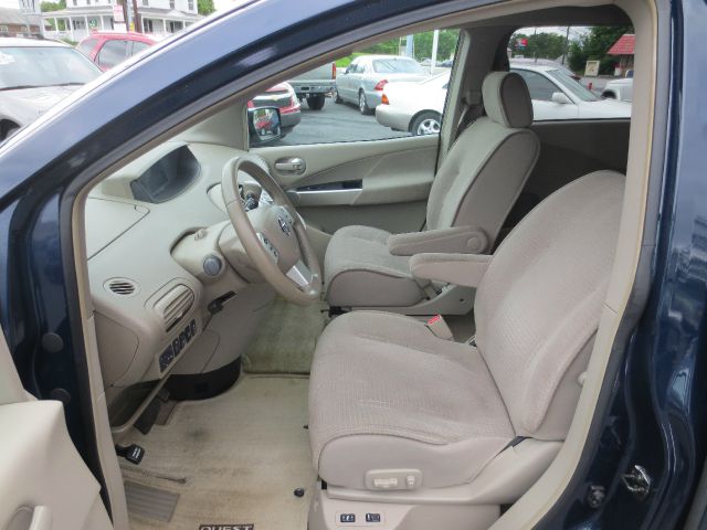 Nissan Quest 2005 photo 13